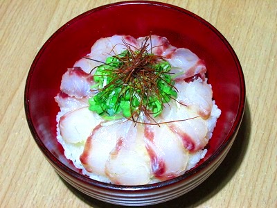 3_4_ゴマ塩漬け丼_盛り付け完了